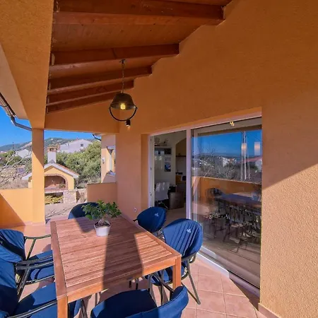 Vila House Paula Rab *