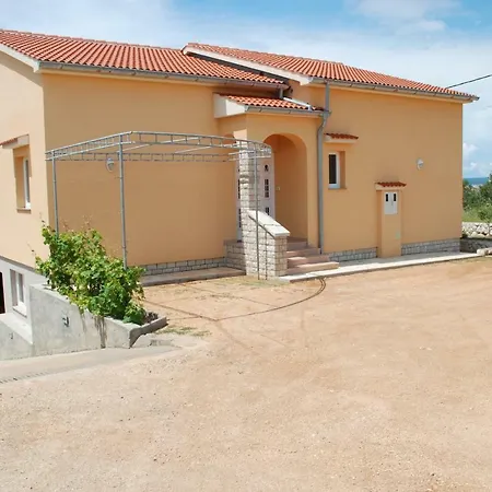 House Paula Rab Barbat na Rabu