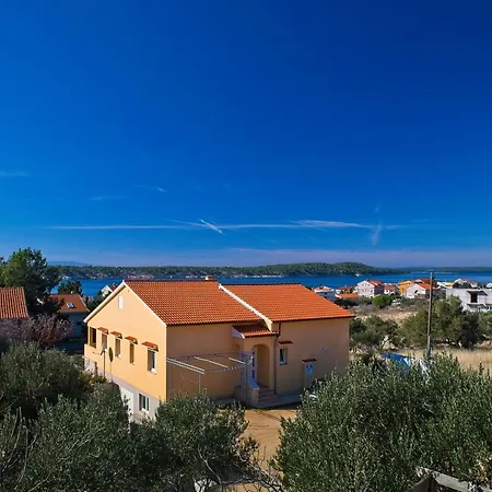 House Paula Rab Vila Barbat na Rabu