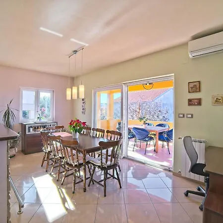 House Paula Rab * Barbat na Rabu