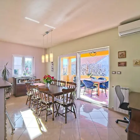 House Paula Rab * Barbat na Rabu